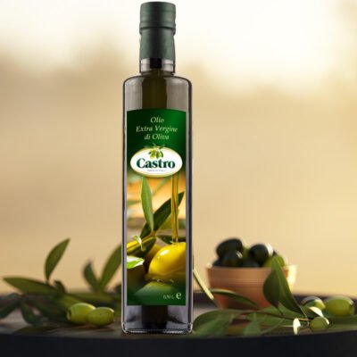 Prelibato olio extra vergine d'oliva varietà Nocellara dell'Etna, per tutti gli usi.